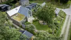 Tiny house in Deventer met grootse ruimtelijkheid