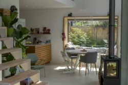 Tiny house in Deventer met grootse ruimtelijkheid