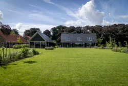 Schuurwoning in Olst ontworpen op het dagelijks leven